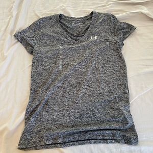 NWT Under Armor V-Neck